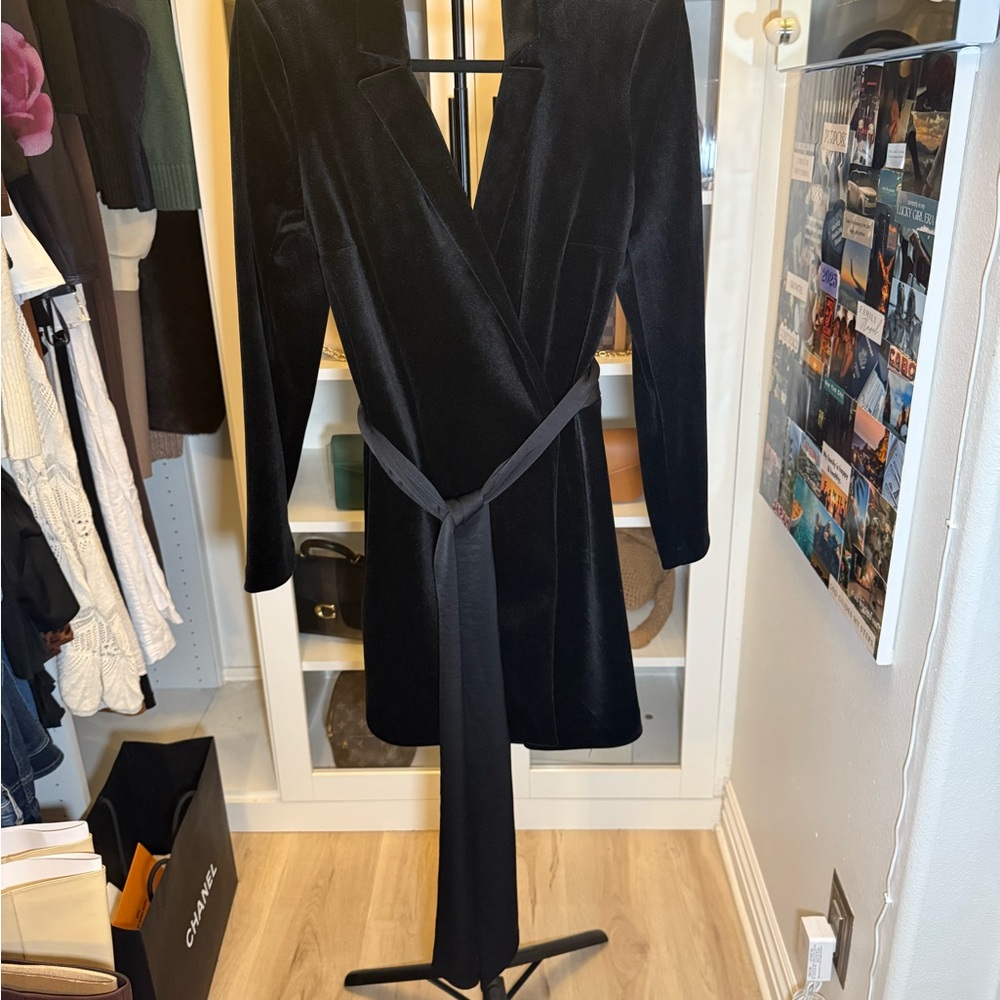 Express Elegant Black Velvet Dress with Belt